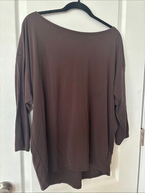 Athleta Brown Long Sleeve Wide-Neck Tee